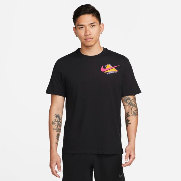 Camiseta Nike Dri-FIT Story Pack