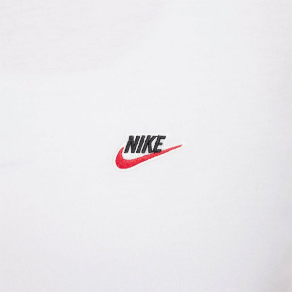 Camiseta Nike Sportswear Feminina - Image 3