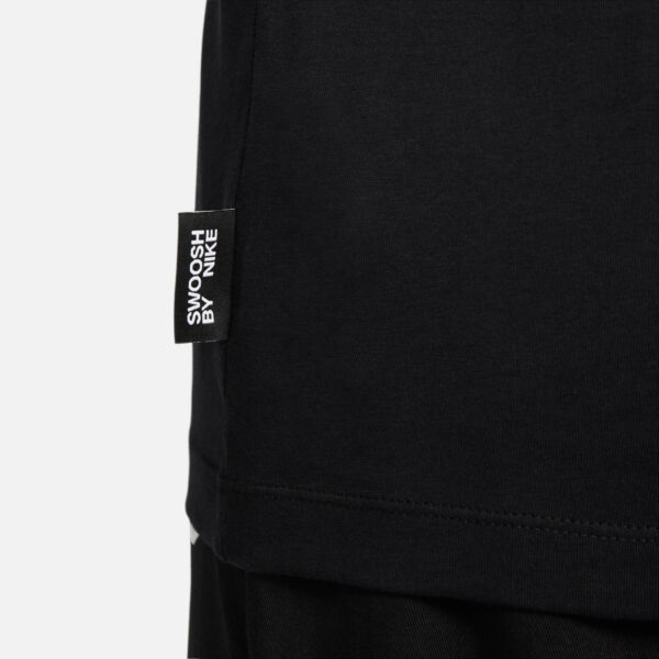 Camiseta Nike Swoosh By Nike - Image 4