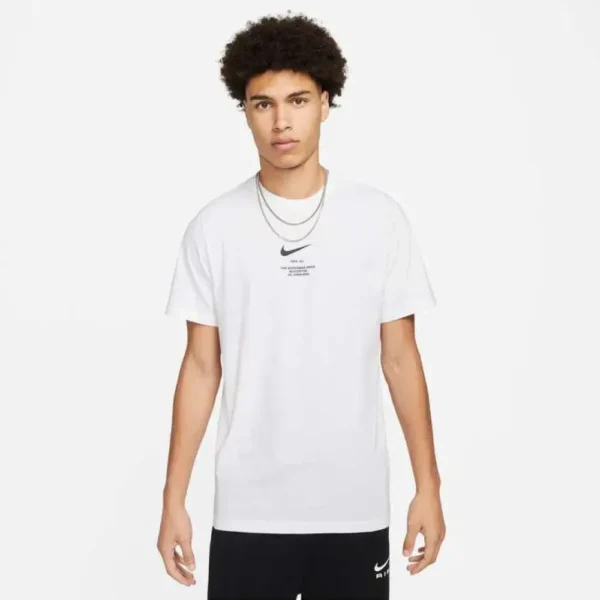 Camiseta Nike Sportswear Big Swoosh