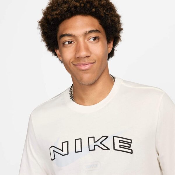 Camiseta Nike Sportswear - Image 4