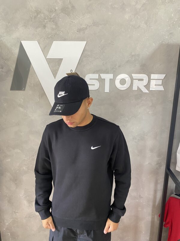 Blusa Nike Sportswear Club Crew - Image 2