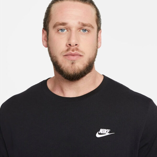 Camiseta Nike club - Image 6