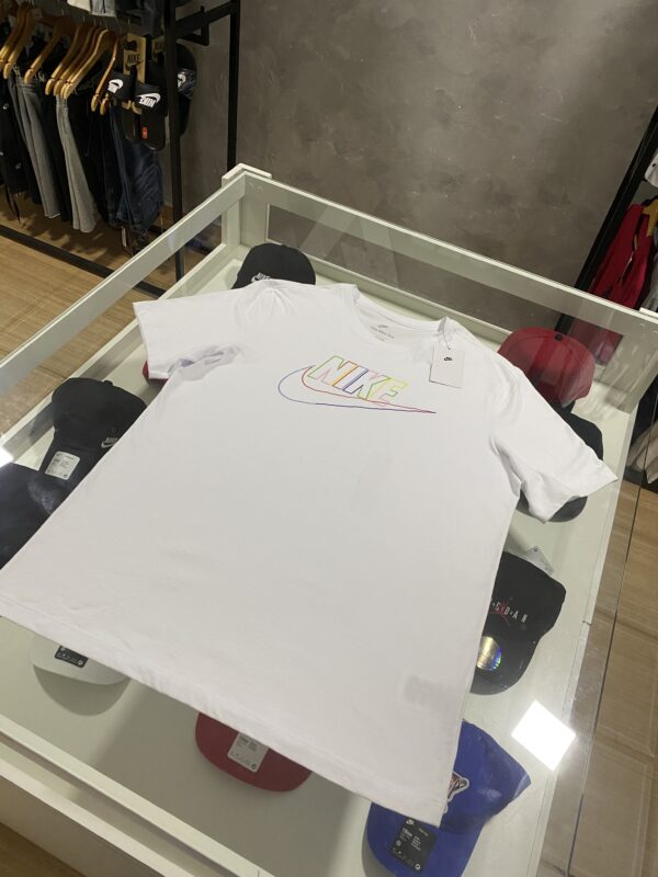 Camiseta Nike Collors