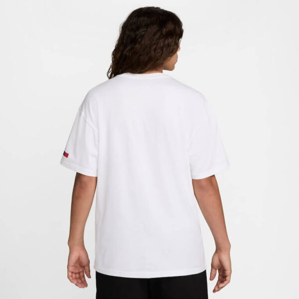 Camiseta Nike Sportswear Tour de Nike - Image 4