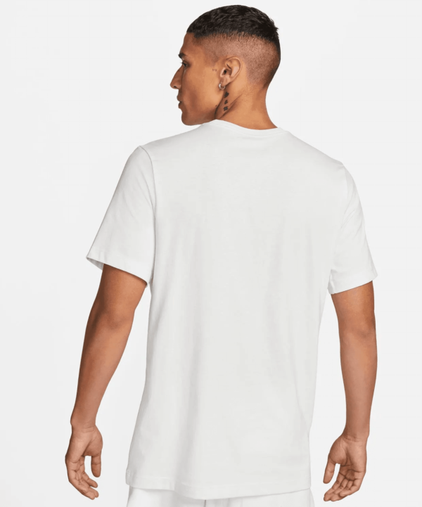 Camiseta Nike Sportswear - Image 4