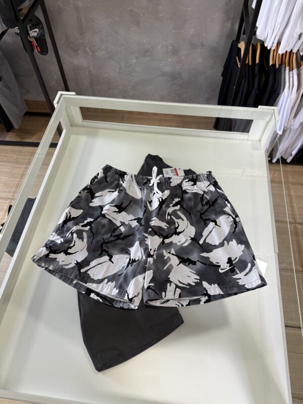 Shorts Nike Club+ Woven Flow