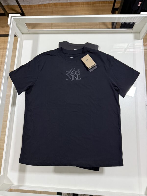 Camiseta Nike Sportswear Monogram